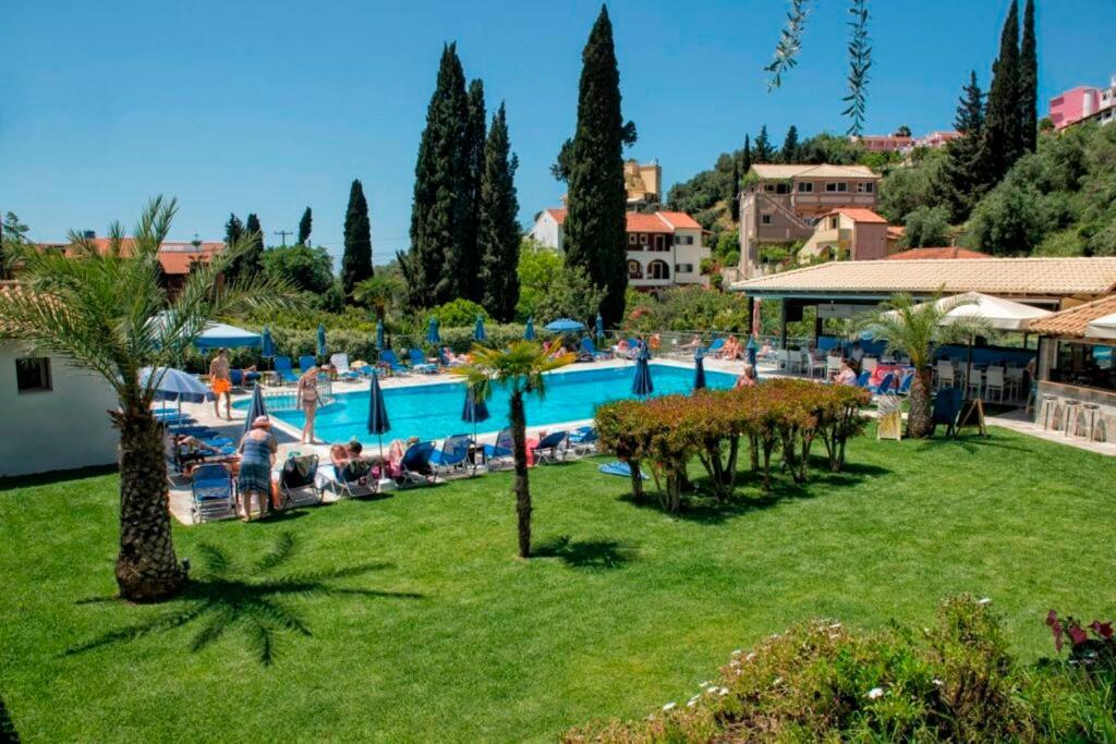 Mike's Agios Gordios (Corfu)