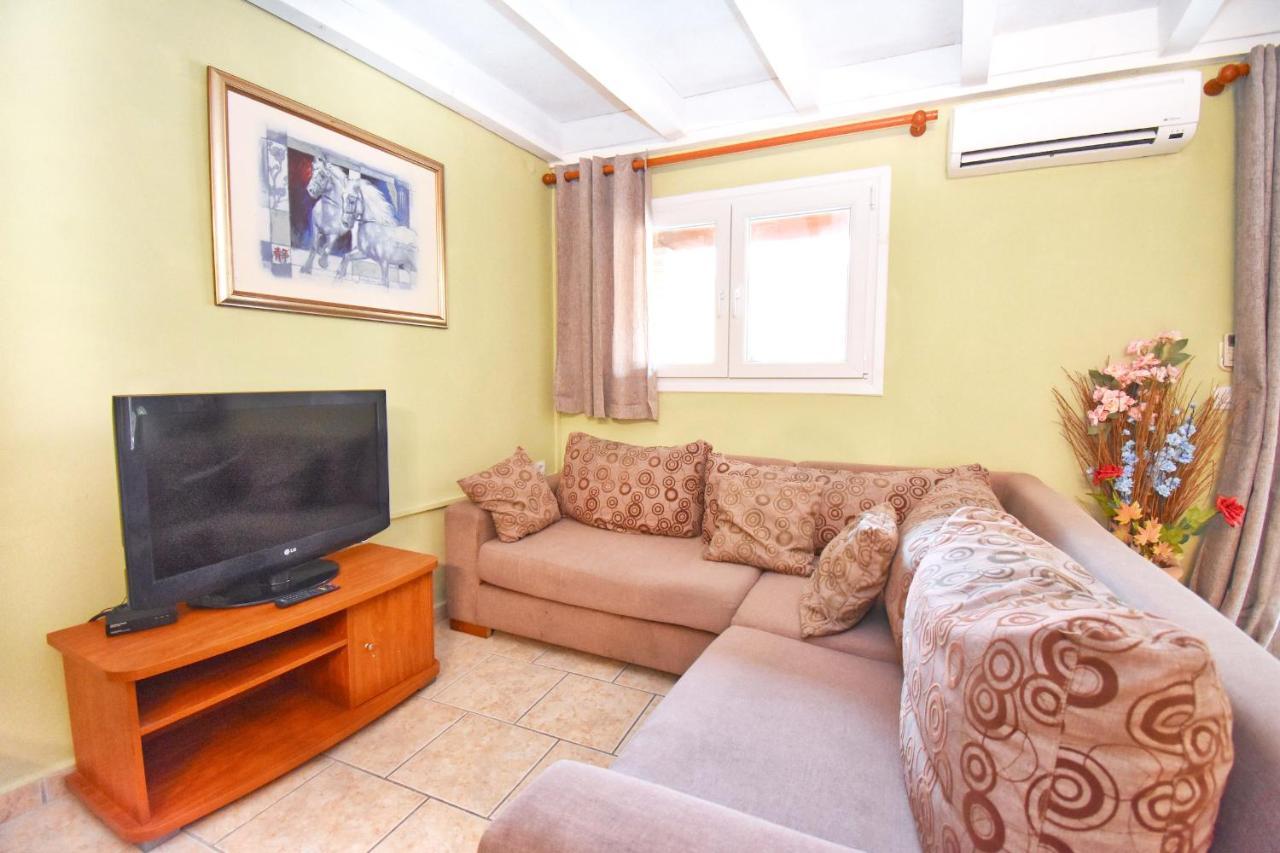 Mike's Apartment Agios Gordios (Corfu)